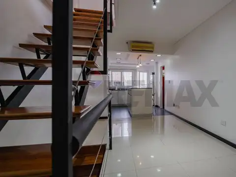 Depto Tipo Casa en Venta en Parque Chacabuco, USD 179.900