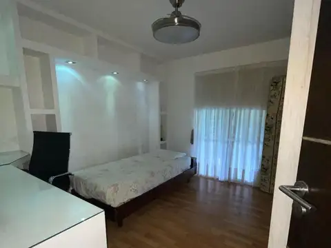 Av de La Paz al 2500