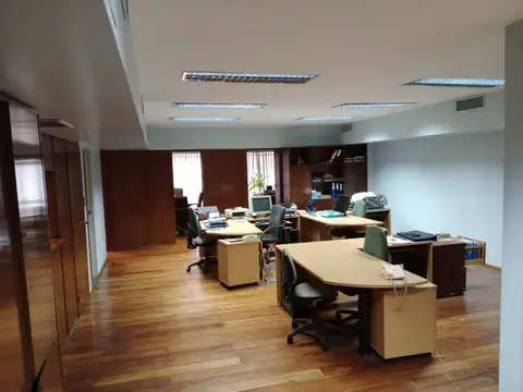 VENTA OFICINA MICROCENTRO 250MTRS DEL OBELISCO
