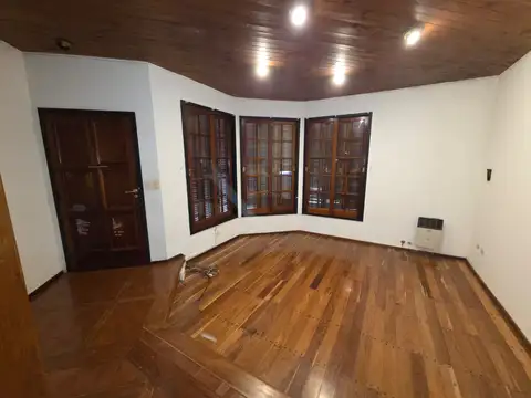 Casa en Alquiler en Belen de Escobar, USD 1.400