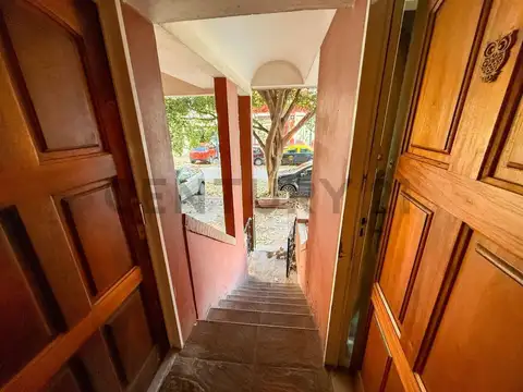 Depto Tipo Casa en Venta en Paternal, USD 169.000
