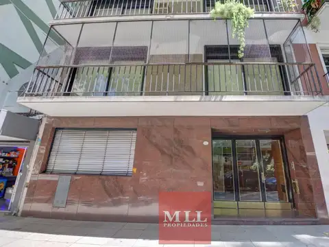 Av. Coronel Diaz y Güemes. Piso de 164 m2 con Cochera