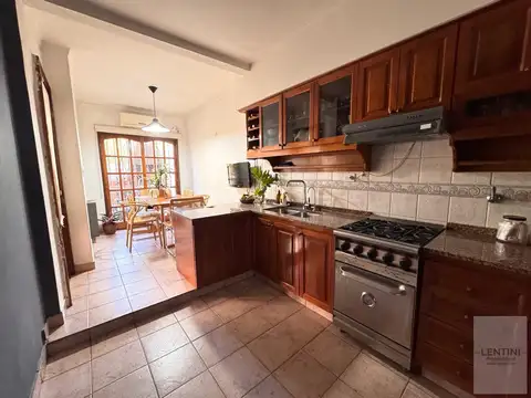 Casa en Venta en Ciudad Jardin del Palomar, USD 160.000