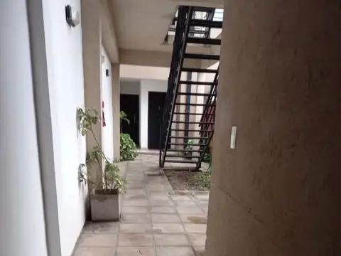 FLORENCIO VARELA 1300, Piso 2
