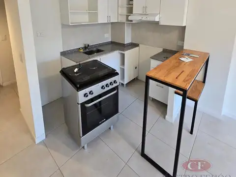 Departamento en Venta en San Fernando Vías  /  Centro, USD 106.000