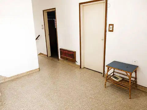 Depto Tipo Casa 4 ambientes con 2 baños