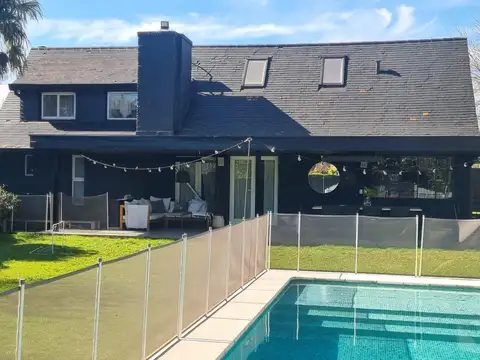 Casa en Venta en Santa Rita, USD 470.000