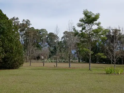 Casa sobre R51 entre La Slleta y Campo Quijano Gran terreno
