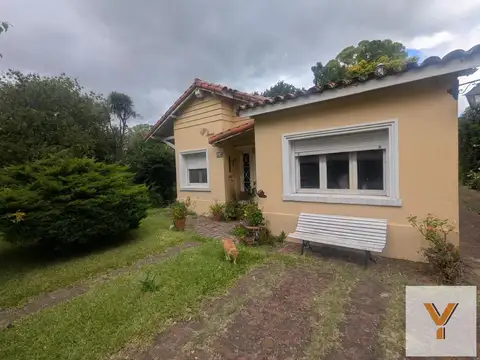 Casa en Venta en Manuel B Gonnet, USD 205.000