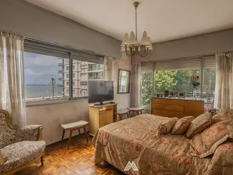 Venta Apartamento Pocitos 3 Dormitorios con Garaje