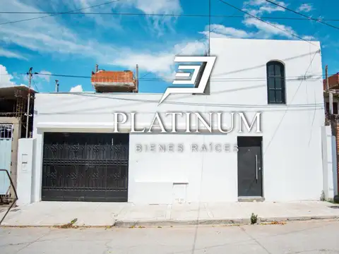Casa en venta de 2 dormitorios c/ cochera en Barrio La loma