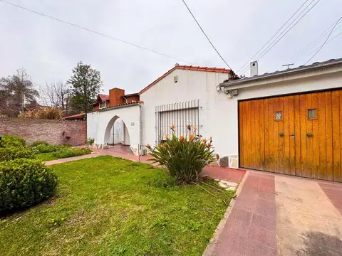 CASA EN ALQUILER 4 AMBIENTES C/ PILETA EN S. A. DE PADUA