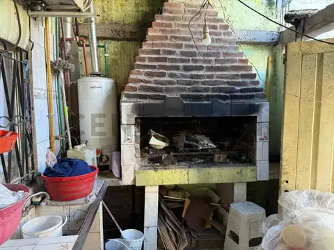 Casa en Venta con 4 cocheras