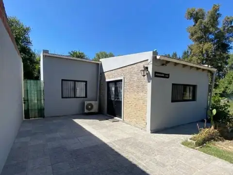 Casa PH venta 4 amb Brandsen con cochera y jardín