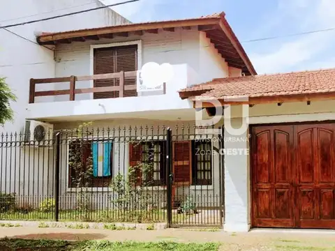 Casa en venta en Lujan centro