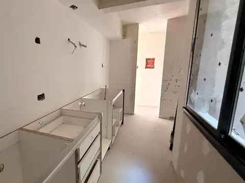 Departamento en Venta en San Isidro Vías / Rolon, USD 246.000