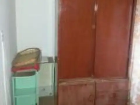 Ovidio Lagos 1796 entre romanella y los cipreses