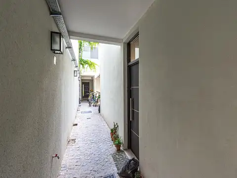 Depto Tipo Casa en Venta en Urquiza R, USD 260.000