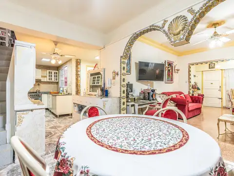 Depto Tipo Casa en Venta en Caballito, USD 199.000