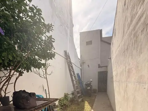 Manuel Belzu 4200, Piso PB