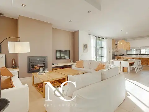 Casa en Venta en Costa Esmeralda, USD 318.000