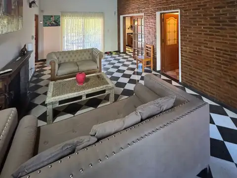 Quinta en Venta de 4 dormitorios