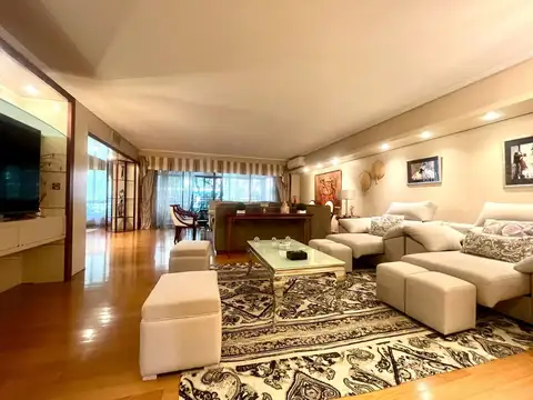 Departamento 5 ambientes con 4 baños