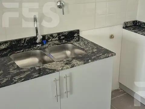 Departamento en Venta en Remedios De Escalada, USD 72.500