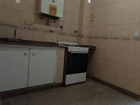 Depto Tipo Casa 2 ambientes con 1 baño
