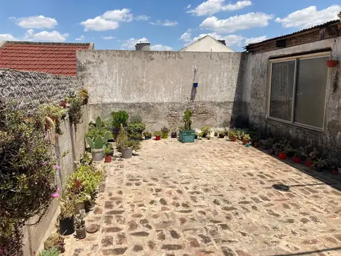 Galpón más casa