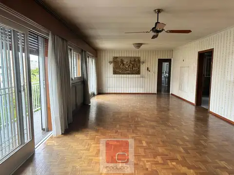 Departamento 2 ambientes con 3 baños