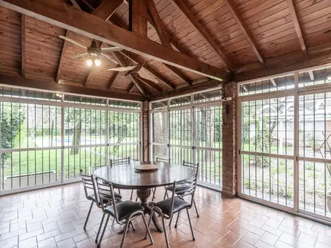 Quinta con pileta en Barrio Parque Gaona, Moreno