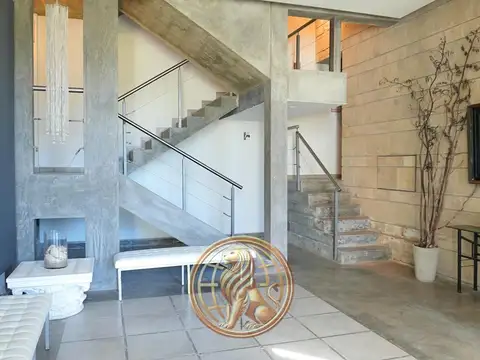 Venta Monoambiente Pinamar Centro vivienda u oficina Oportunidad