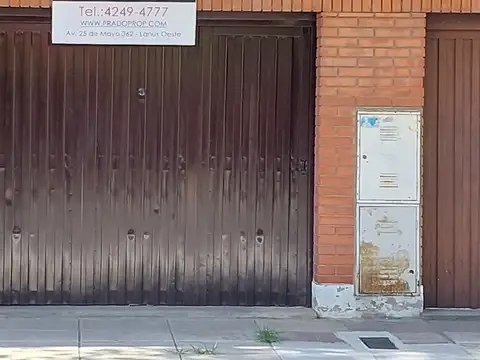 Cochera en Venta de 4  mts largo x 3  mts ancho