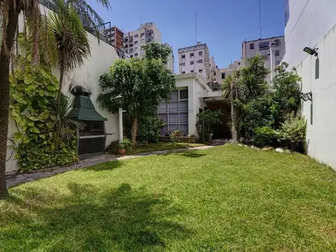 VENTA CASA 6 ambientes CABALLITO PARQUE COCHERA