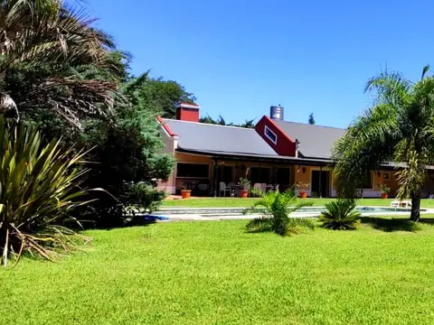 Casa en venta en barrio cerrado Chacras de Open Door.