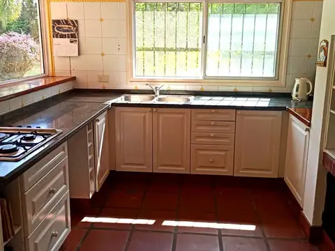Casa en Alquiler de 4 dormitorios