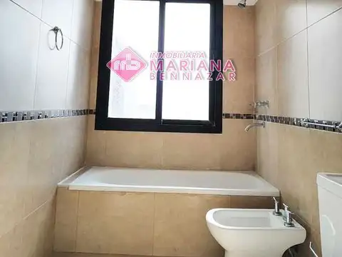 Departamento 5 ambientes con 2 baños
