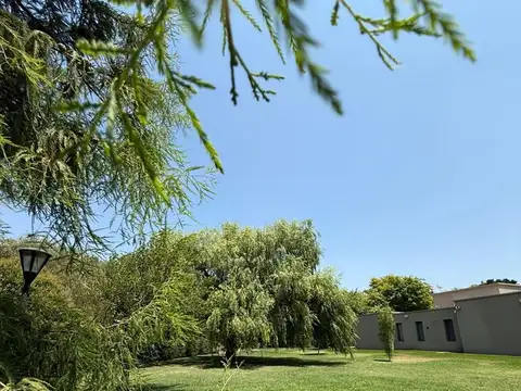 Casa en Venta en Comarcas de Luján, USD 390.000