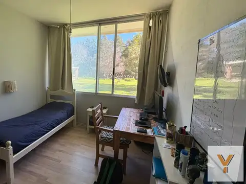 Casa en venta - 4 Dormitorios 2 Baños - Arana