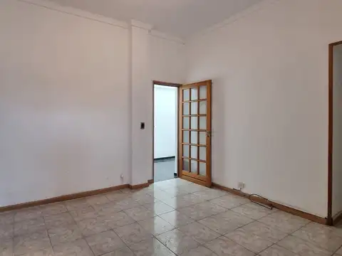 Depto Tipo Casa en Venta 47 años