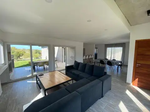 Casa en Venta al Suroeste