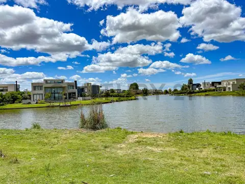 Libertad 300, Piso 0