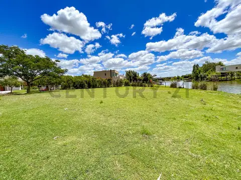 Libertad 300, Piso 0