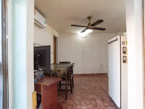 Depto Tipo Casa en Venta en Villa del Parque, USD 110.000