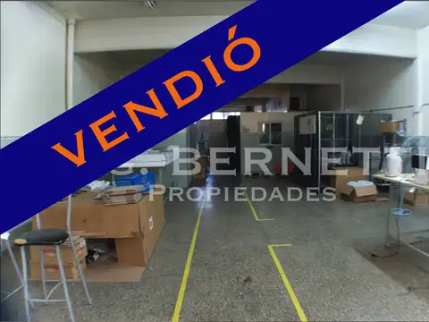 Galpón en excelente estado - Muy buena ubicación -