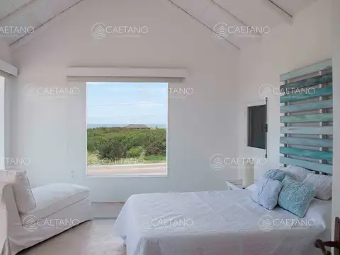Casa en Alquiler Temporal en Punta Piedras, USD 12.200