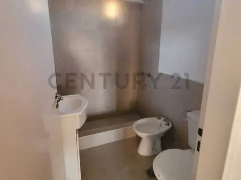 VENTA DEPARTAMENTO 2 AMBIENTES CON BALCON LIMITE SAN MIGUEL - APTO CREDITO