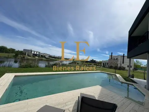 VENTA DE CASA EN EL NAUDIR A LA LAGUNA