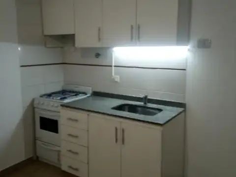 Chacabuco 200, Piso PB